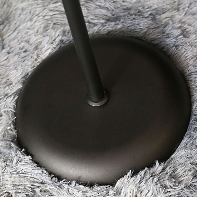 Lámpara de pie de hierro minimalista moderna de medio círculo con 2 luces para sala de estar 