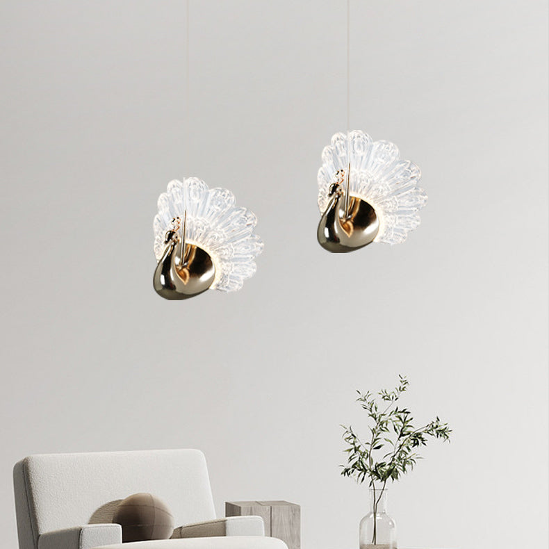 Zeitgenössische kreative Pfau-Form-Hardware-Acryl-LED-Pendelleuchte für Wohnzimmer 