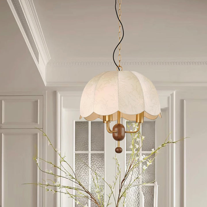 Lustre Suspendu à 3 Lumières en Tissu Rond Traditionnel Français avec Fer et Noyer pour Salon 