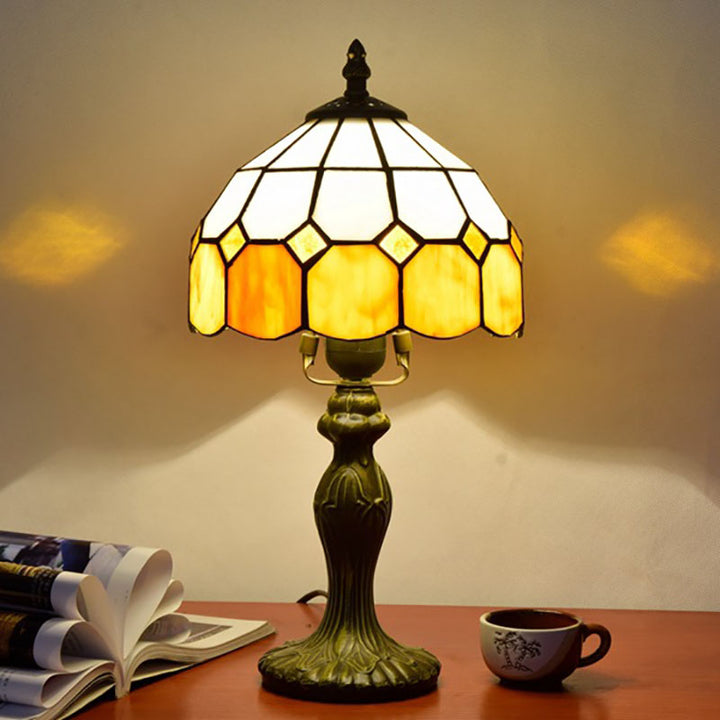 Lampe de table traditionnelle Tiffany cylindre demi-globe en verre et aluminium à 1 lumière pour chambre 
