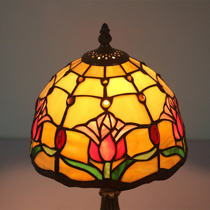 Lampe de table 1 lumière en forme de tulipe avec dôme en verre en alliage de zinc européen traditionnel pour chambre à coucher 