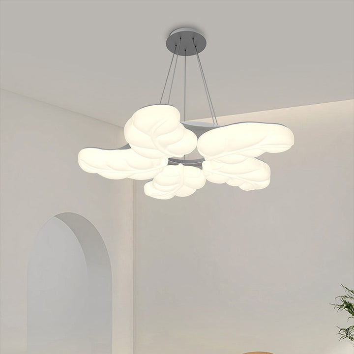 Lustre à suspension LED en fer avec abat-jour en feuilles PE créatives contemporaines pour salon 