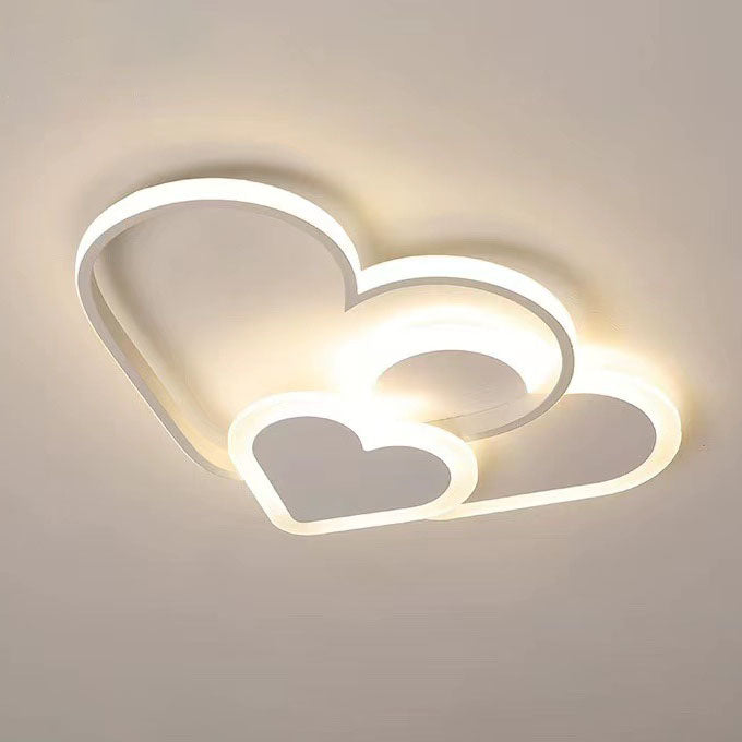 Zeitgenössische skandinavische Herzform Acryl Hardware LED Unterputz Deckenleuchte für Schlafzimmer 