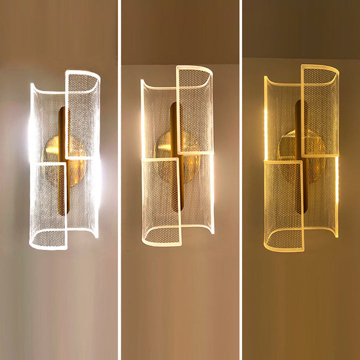 Lámpara de aplique de pared LED de lujo moderno de hierro acrílico con columna esqueletonizada y línea de rombos para pasillo 