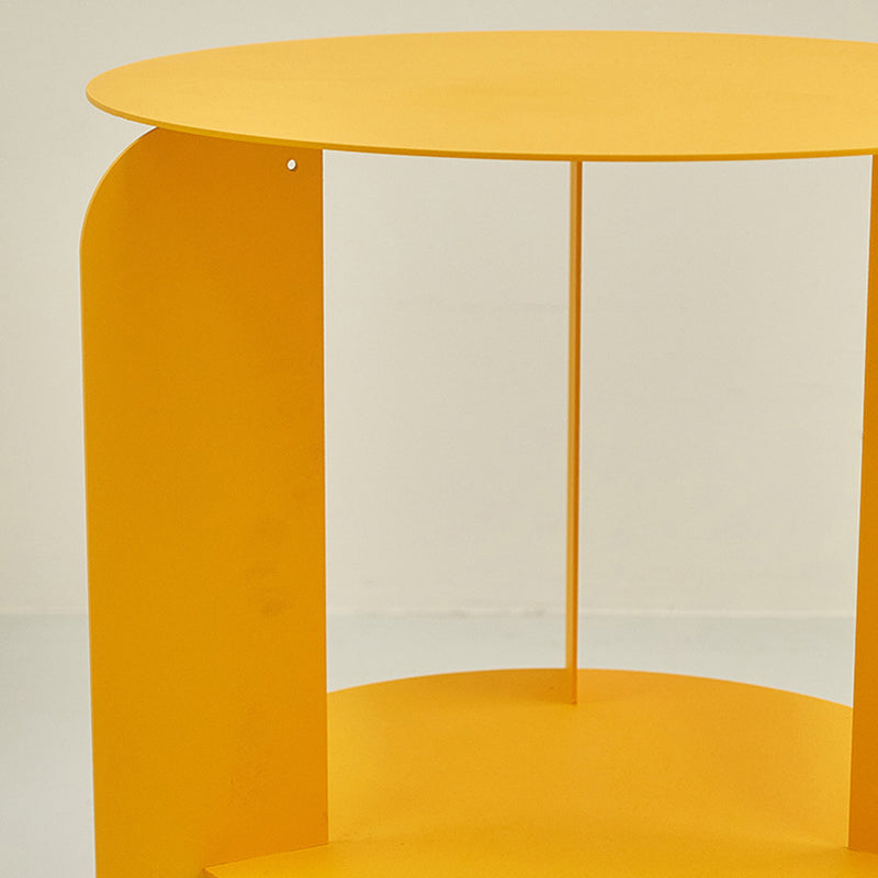 Mesa de café de hierro redonda minimalista moderna con 1 estante para sala de estar 