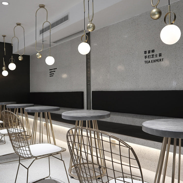 Combinación de orbe escandinavo contemporáneo de hierro curvado con vidrio, lámpara colgante de 1 luz para dormitorio 