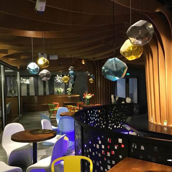 Moderne Einfachheit Unregelmäßige Form Glas 1-Licht Pendelleuchte Für Wohnzimmer 