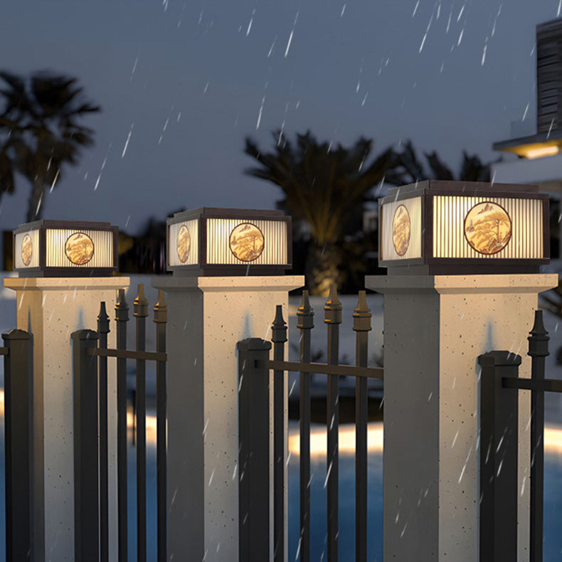 ضوء رأس عمود LED زجاجي ألمنيوم مربع مقاوم للماء بالطاقة الشمسية بحد أدنى حديث للحديقة 