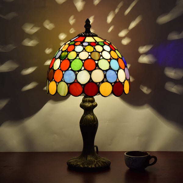 Lámpara de mesa de 1 luz de vidrio de aluminio con cúpula tradicional Tiffany para sala de estar 