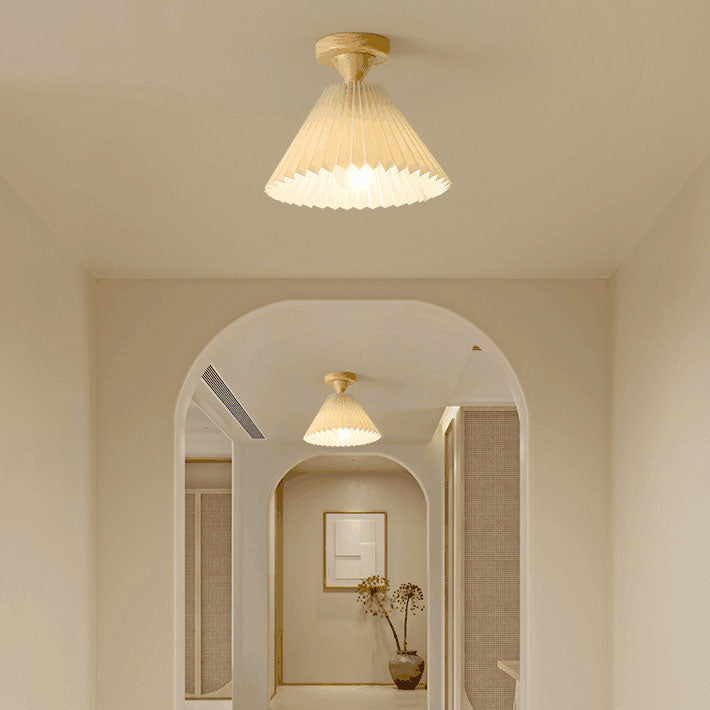 Traditionelle japanische Deckenleuchte aus plissiertem, konischem Stoff mit 1 Licht, halbbündige Montage für Wohnzimmer 