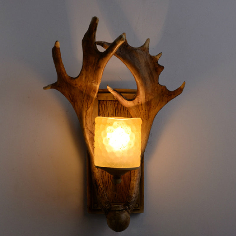 Applique murale contemporaine scandinave en résine avec cylindre à bois de cervidé et verre à 1 lumière pour salon 