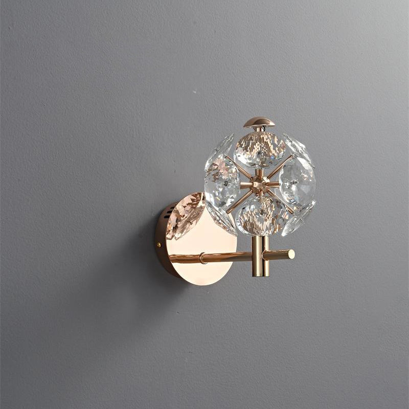 Applique murale à LED avec boule de cristal en matériel de luxe contemporain pour salon 