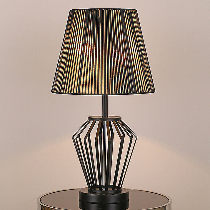 Lámpara de mesa de 1 luz con base hueca de hierro de hilo de seda hecho a mano clásico chino 