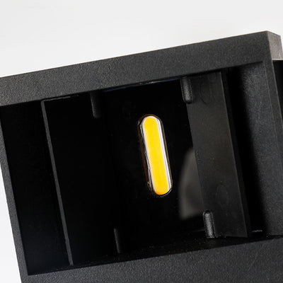 Applique murale LED en aluminium à rayures carrées solaires modernes et minimalistes pour jardin 