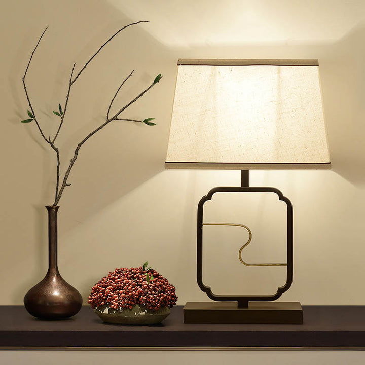 Lampe de table à 1 lumière en fer forgé chinois traditionnel avec abat-jour en tissu pour chambre 