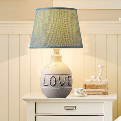 Moderne minimalistische runde Keramik Basis Stoff 1-Licht Tischlampe für Schlafzimmer 