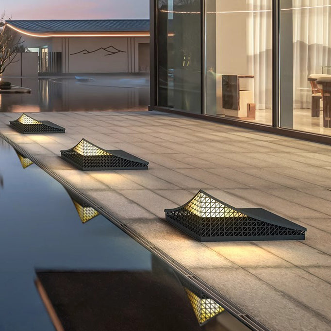 Zeitgenössisches industrielles ausgehöhltes Edelstahl-PC-LED-Rasen-Landschaftslicht für Patio im Freien 