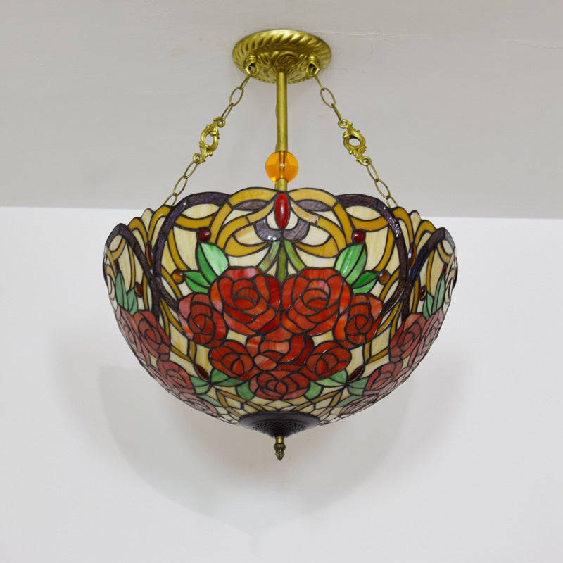 Traditioneller Tiffany-Buntglas-Rosenblumen-Eisen-3-Licht-Kronleuchter für das Wohnzimmer 