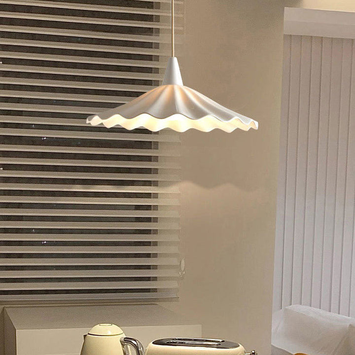 Moderne minimalistische runde plissierte Keramik 1-Licht Pendelleuchte für Wohnzimmer 