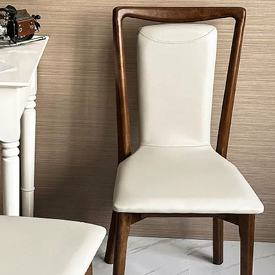 Chaise de salle à manger rectangulaire traditionnelle en bois massif avec dossier en cuir pour salle à manger 