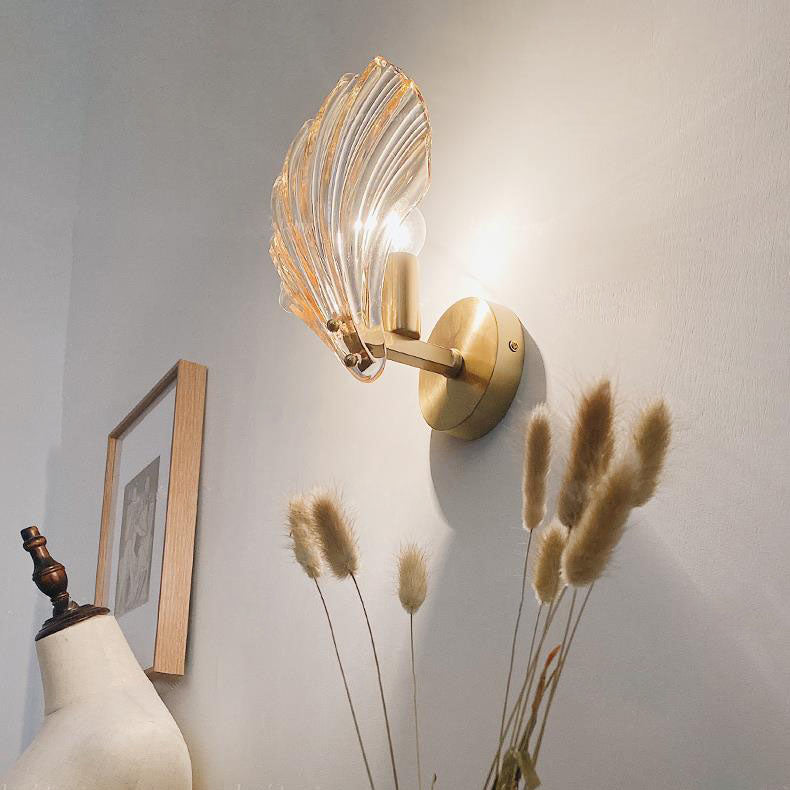 Zeitgenössische kreative Schale aus Kupferglas 1-Licht-Wandleuchte für das Schlafzimmer 