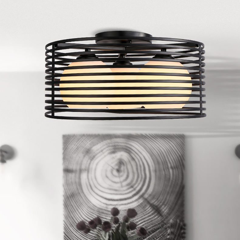 Zeitgenössische industrielle Eisenzylinder Milchglas Globe Shade 3-Licht Unterputz Deckenleuchte für Schlafzimmer 