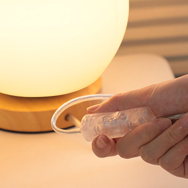 Lampe de table LED en bois de polyéthylène à fleurs de simplicité moderne pour chambre 
