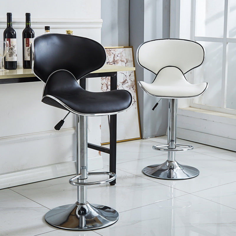 Tabouret de bar pivotant en cuir PU incurvé industriel contemporain avec repose-pieds pour salle à manger 