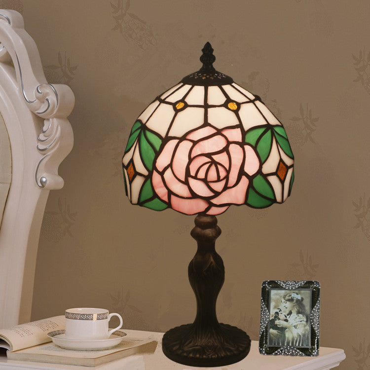 Lampe de table 1 lumière en verre teinté en alliage de zinc rose Tiffany traditionnel pour chambre 