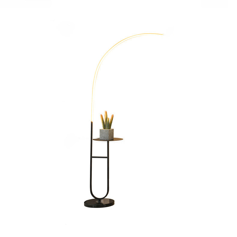 Zeitgenössische Einfachheit Arc Aluminium Streifen mit Marmor Eisen Palette LED Stehlampe für Wohnzimmer 