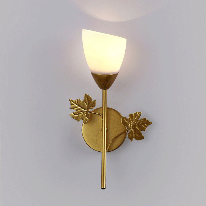 Zeitgenössische skandinavische Blumeneisenglas 1/2 Licht Wandleuchte Lampe für Wohnzimmer 