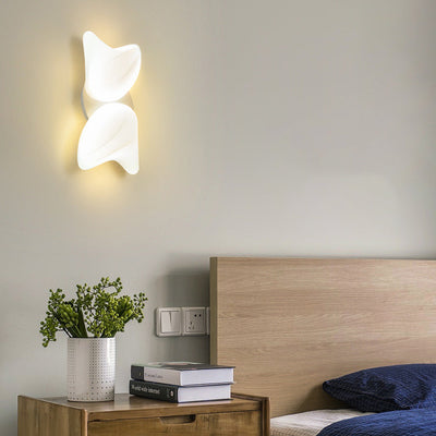 مصباح الجدار LED بتصميم هندسي عصري لإضاءة غرفة النوم 