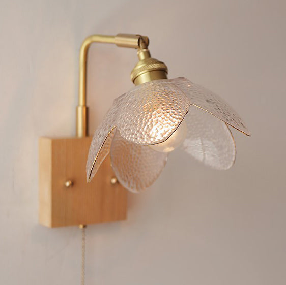 Lampe murale à tirette hémisphérique en bois, laiton, verre et fleur japonaise traditionnelle à 1 lumière pour chevet 