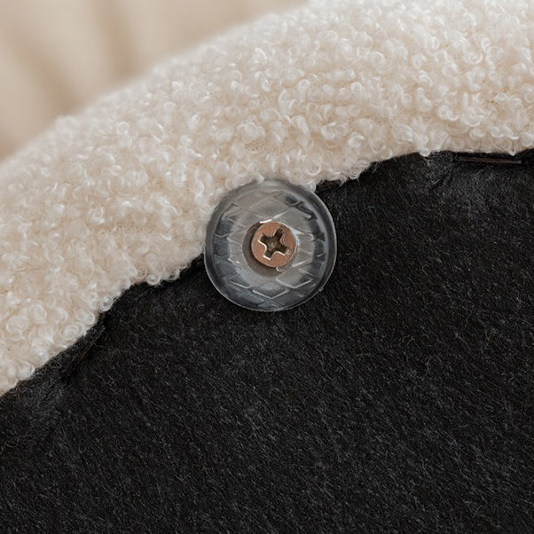 Moderner minimalistischer Zylinder-Hocker in Pilzform aus Sherpa-Fleece und Holz für den Schminktisch im Schlafzimmer 