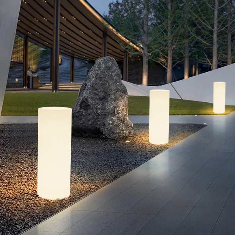 Lampe de jardin moderne minimaliste solaire étanche à LED PE en forme de cylindre avec fiche de sol 