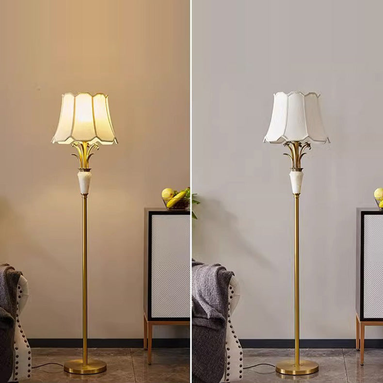 Abat-jour en tissu de luxe contemporain Jade Base sculptée en cuivre 1 lumière Lampadaire pour maison ou bureau 