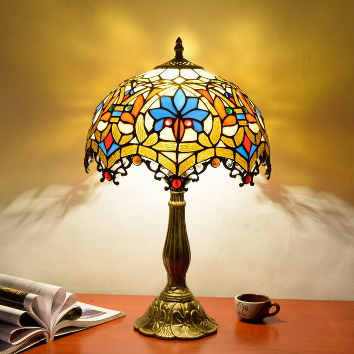Traditional Vintage Flower Gemstone Stained Glass 1-Light Table Lamp For Living Room