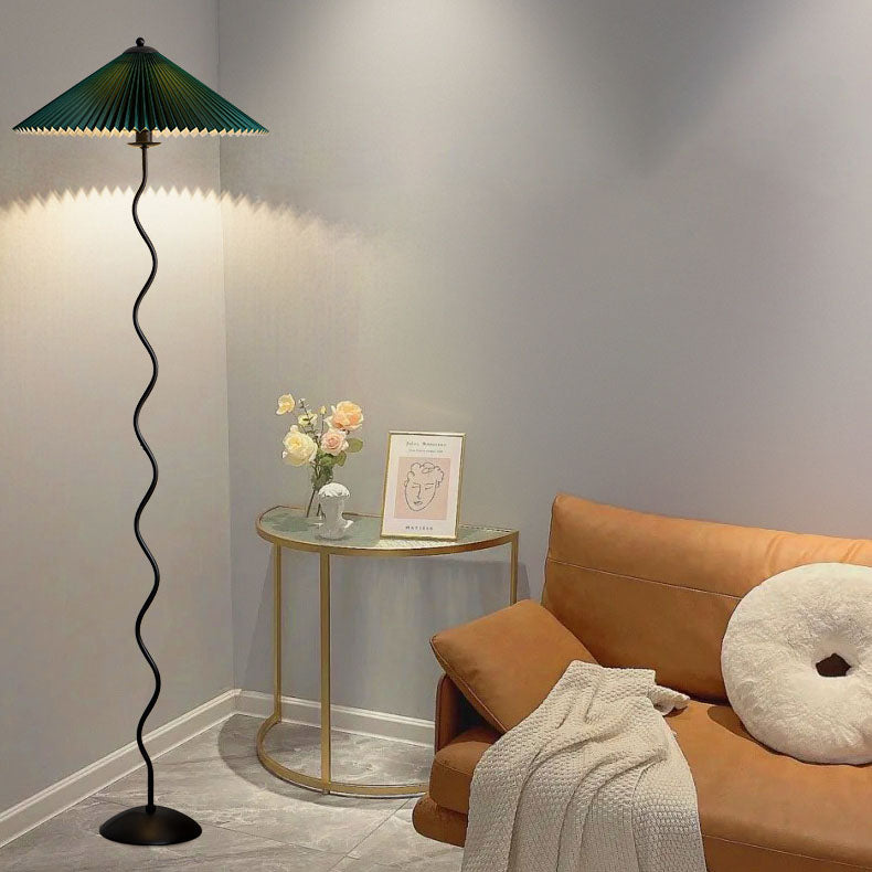 Vintage Fabric Pleated Shade 1 Light Standing Floor Lamp