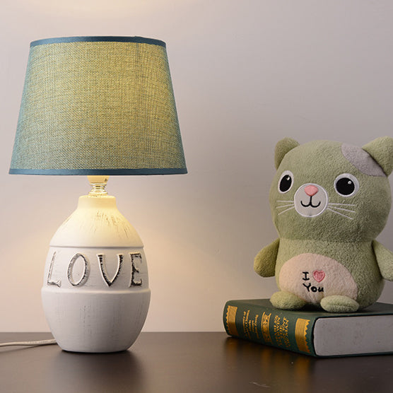 Moderne minimalistische runde Keramik Basis Stoff 1-Licht Tischlampe für Schlafzimmer 