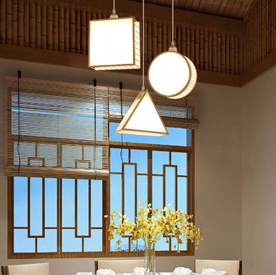 Traditionelle chinesische Bambusweberei geometrischer Käfig 1-flammige Pendelleuchte für Wohnzimmer 