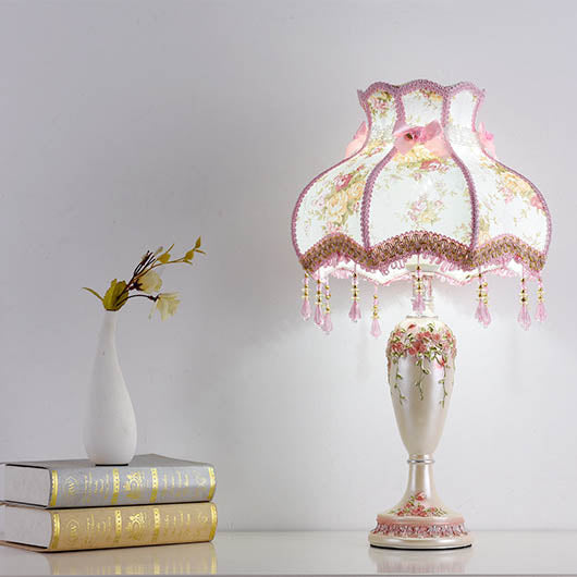 European Romantic Fabric Tassel 1-Light Table Lamp