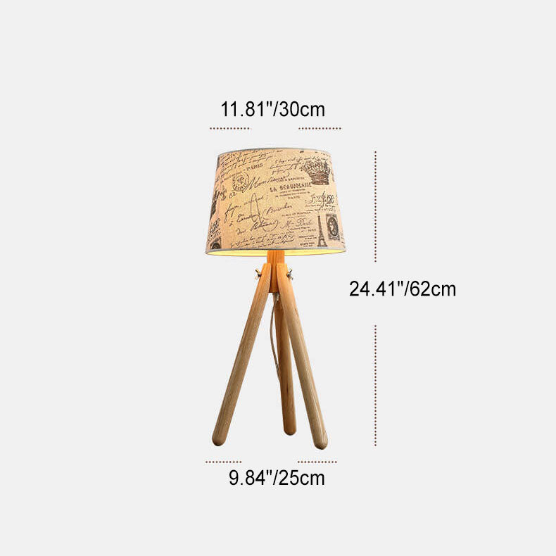 Lámpara de mesa de una luz con base de madera de tres patas redonda y simple japonesa de tela 