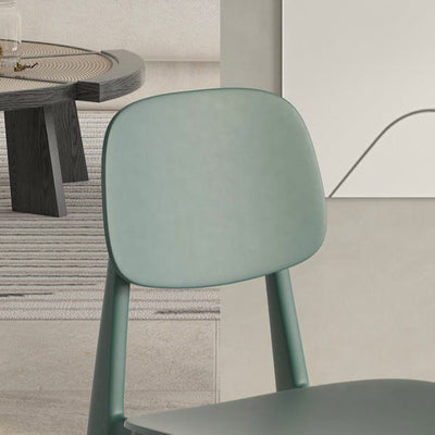 Chaise de salle à manger carrée en plastique macaron scandinave contemporaine avec dossier pour salle à manger 