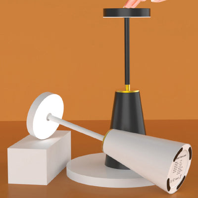 Moderne minimalistische zylindrische PC Eisen LED Tischlampe für Wohnzimmer 