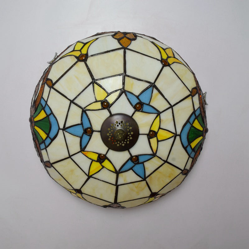 Plafonnier à trois lumières en verre teinté à rayures florales demi-orbe traditionnel Tiffany pour salon 