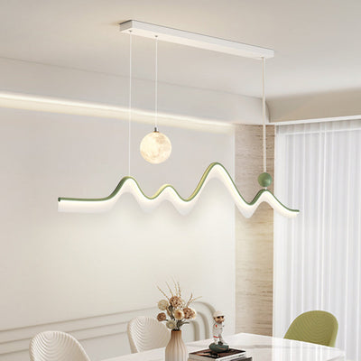 ثريا ضوء الجزيرة LED من الألومنيوم والأكريليك بتصميم حديث وموجة القمر الطويلة من الحديد لغرفة الطعام 