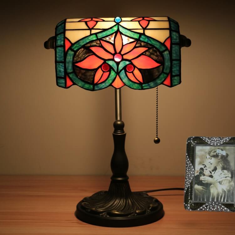 Traditional Tiffany Floral Peach Heart Stained Glass 1-Light Bank Table Lamp for Bedroom