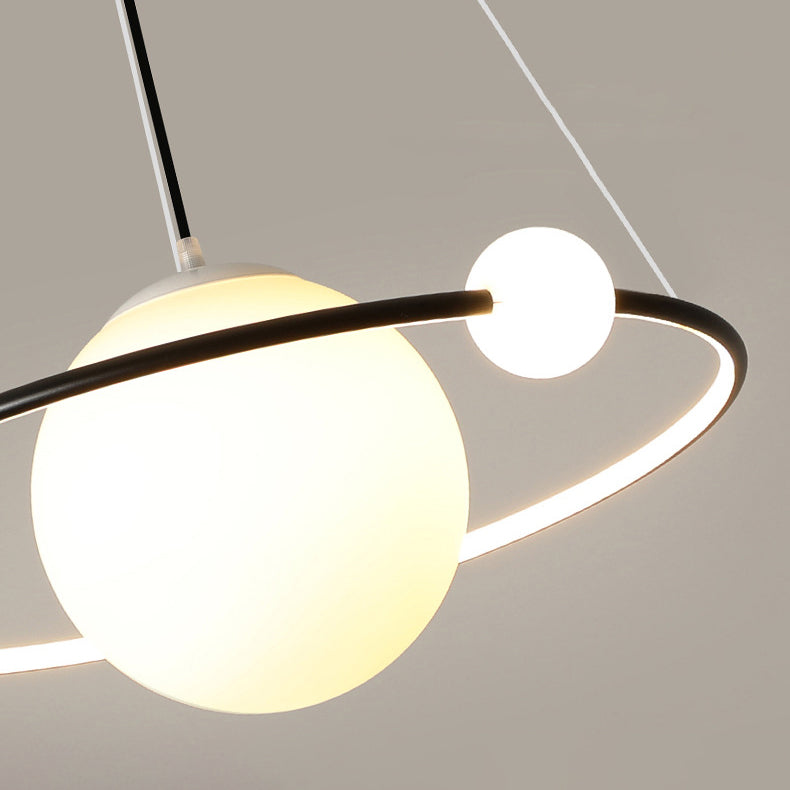 Lustre LED en forme de cercle minimaliste moderne en fer, silicone et aluminium pour salon 