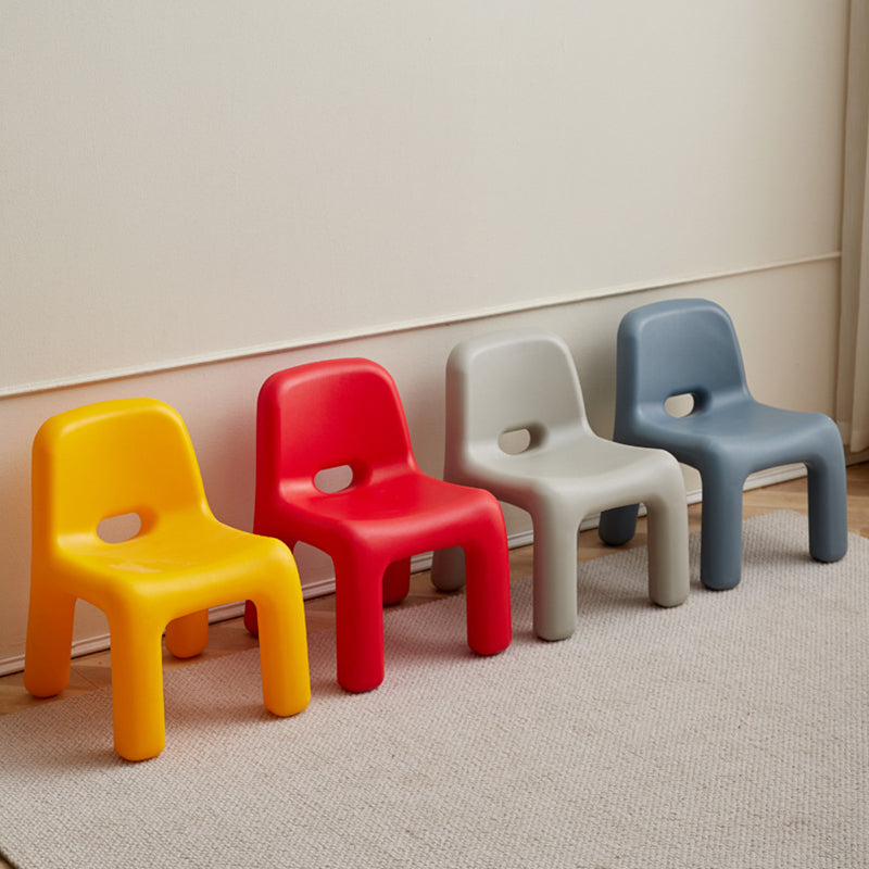 Chaise pour enfants en plastique carré créatif contemporain avec dossier pour salon 