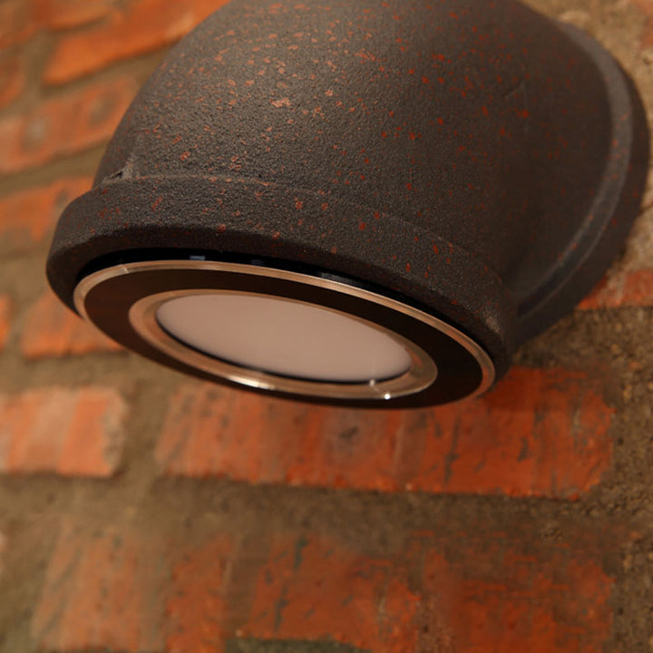 Zeitgenössische industrielle Röhreneisen LED Wandleuchte Lampe für Wohnzimmer